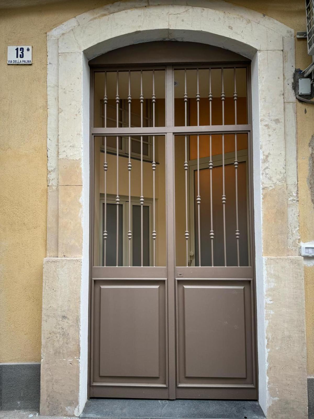 Tizi Dream S House2 Apartment Catania Bagian luar foto